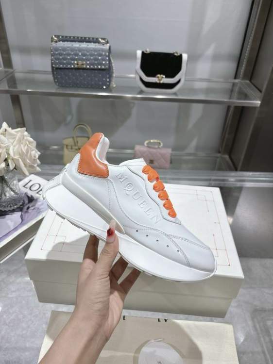 Picture of Alexander McQueen Shoes _SKUAlexanderMcQueensz35-45mnq0207250
